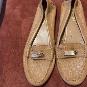 Coach Women's Tan Loafers/excellent condition
